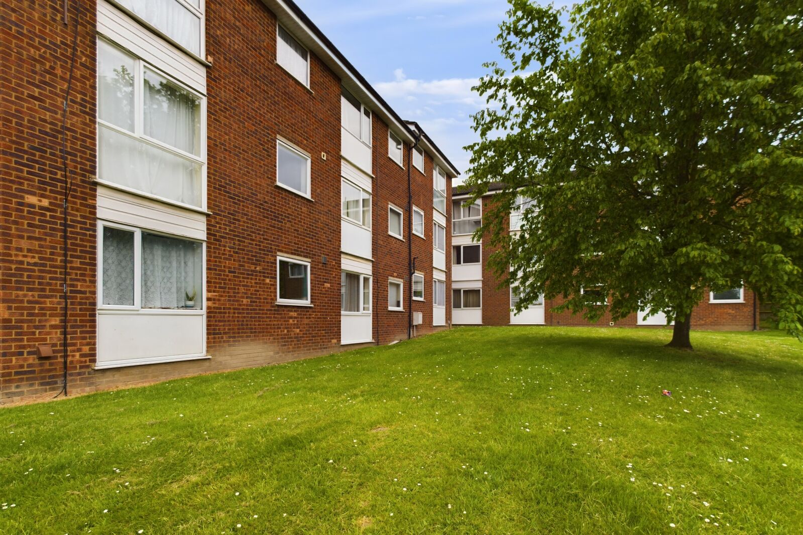 1 bedroom  flat for sale Burns Road, Royston, SG8, main image