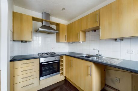 2 bedroom  flat for sale