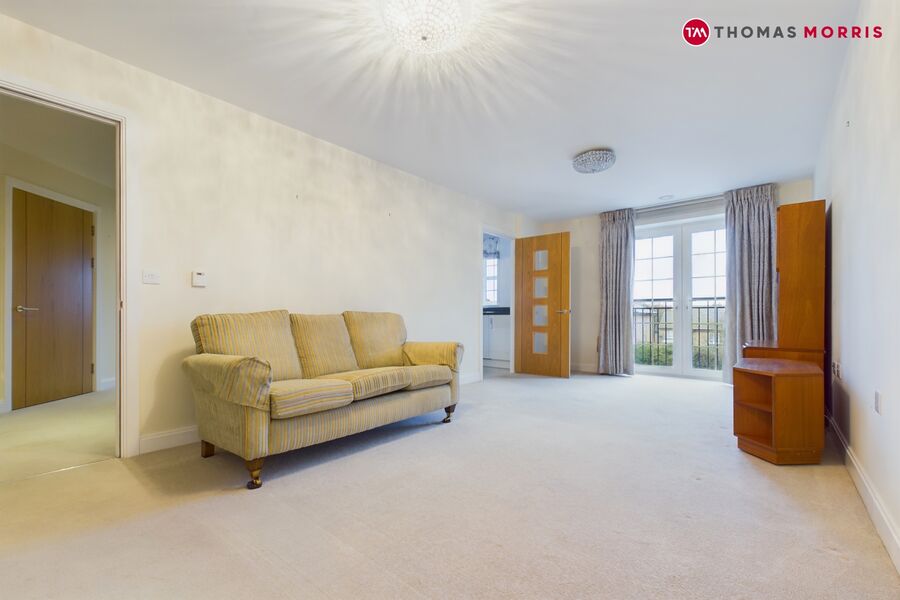 2 bedroom  flat for sale