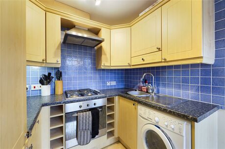 1 bedroom end terraced house to rent, Available unfurnished from 11/01/2025