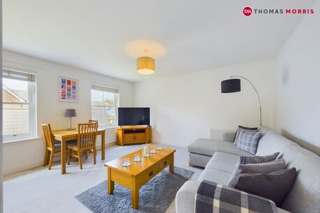 1 bedroom  flat for sale