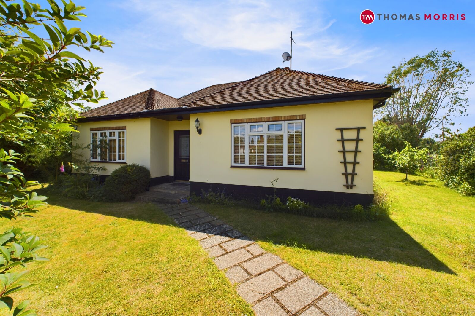 3 bedroom detached bungalow to rent, Available from 09/07/2024 High Street, Hemingford Grey, PE28, main image