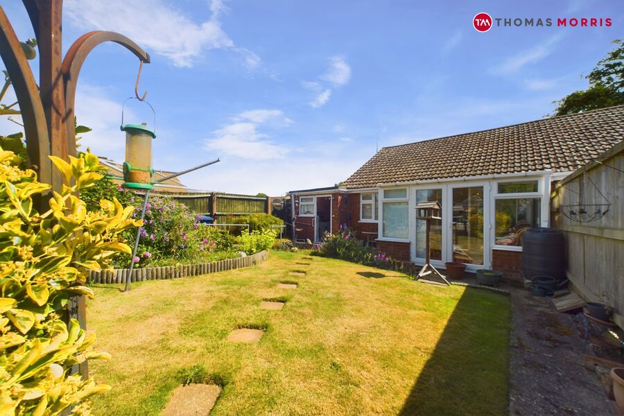 3 bedroom semi detached bungalow for sale