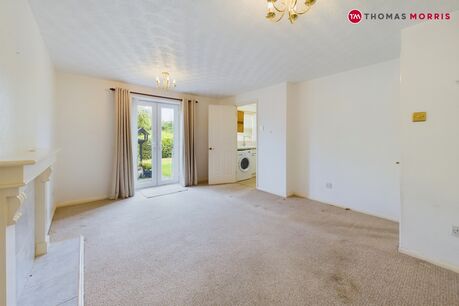 2 bedroom  flat for sale