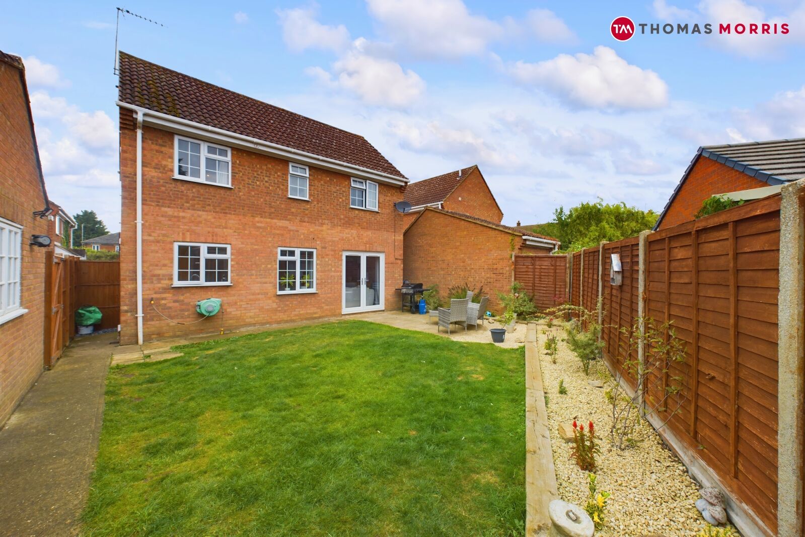 3 bedroom detached house for sale Cornish Close, Shefford, SG17, main image