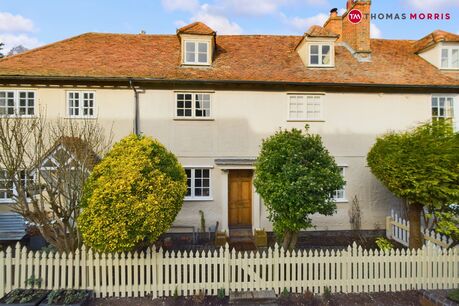 2 bedroom mid terraced house for sale