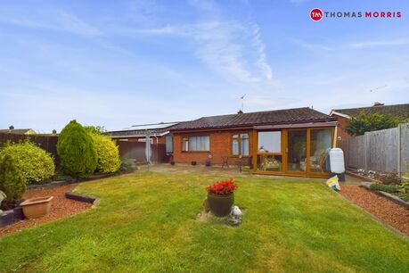 3 bedroom detached bungalow for sale