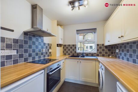 2 bedroom  flat for sale