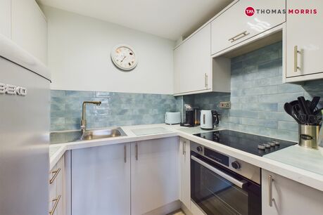 1 bedroom  flat for sale