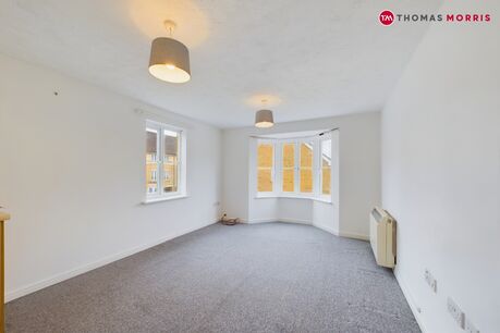 2 bedroom  flat for sale