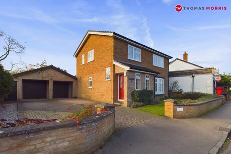 3 bedroom detached house for sale