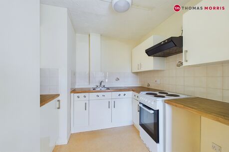 1 bedroom  flat for sale