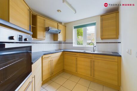 2 bedroom  flat for sale