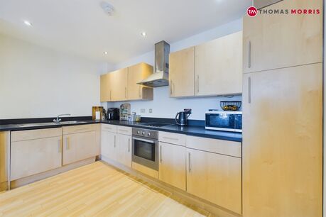 1 bedroom  flat for sale