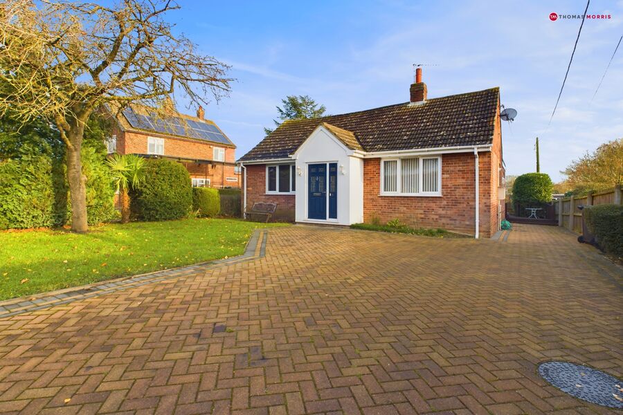 3 bedroom detached bungalow for sale