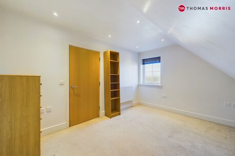 1 bedroom  flat for sale