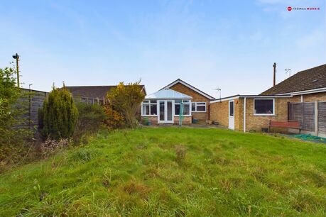 3 bedroom detached bungalow for sale