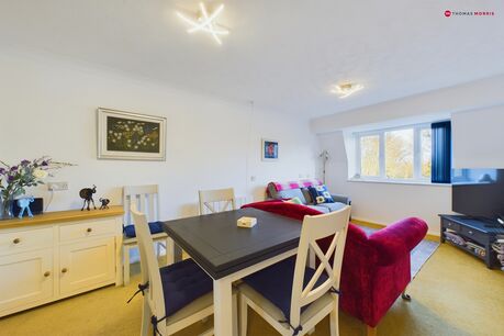 1 bedroom  flat for sale