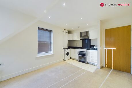 1 bedroom  flat for sale