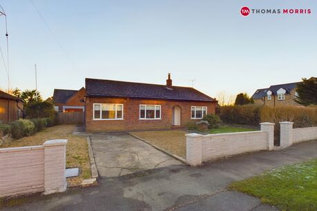 3 bedroom detached bungalow for sale