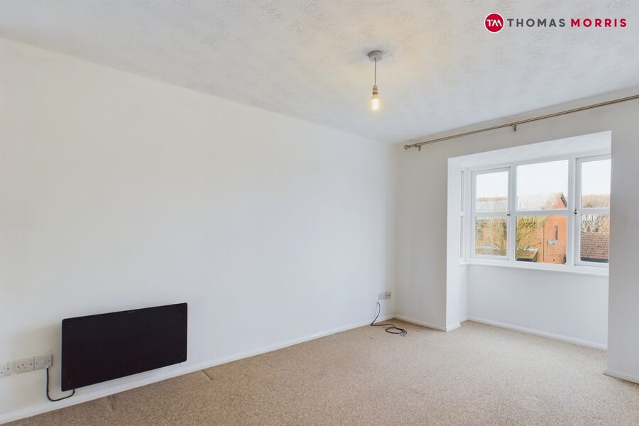 1 bedroom  flat to rent, Available now