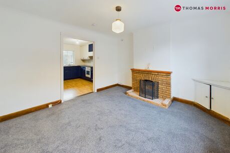 2 bedroom mid terraced house for sale