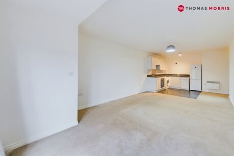 2 bedroom  flat for sale