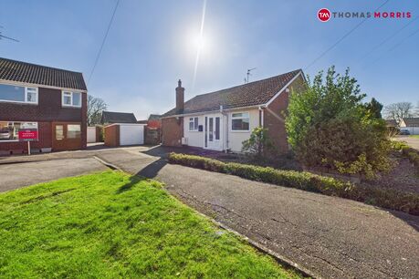 3 bedroom semi detached bungalow for sale