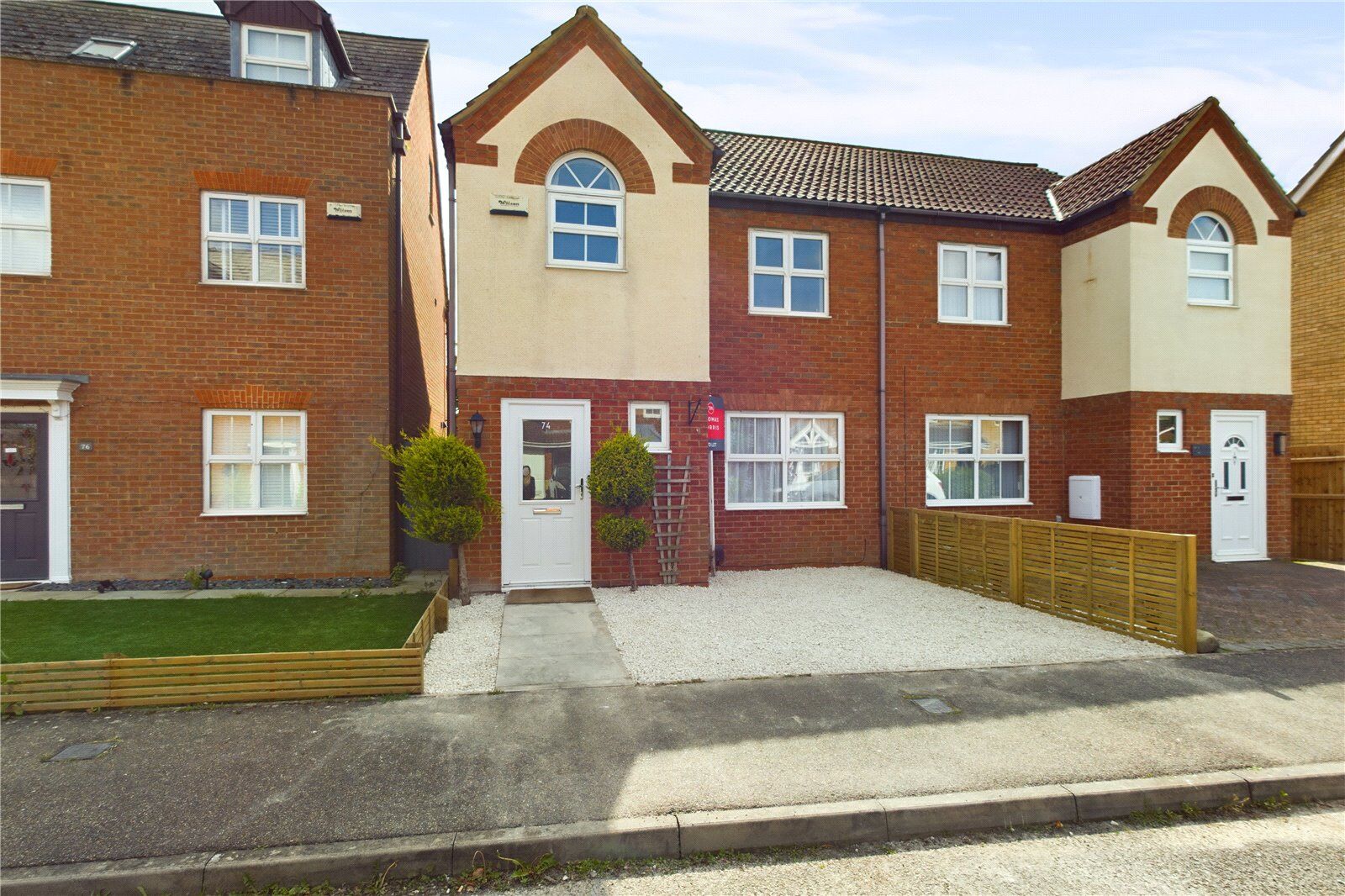 3 bedroom semi detached house to rent, Available from 15/07/2024 Redwing Rise, Royston, SG8, main image