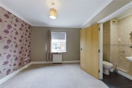 2 bedroom  flat to rent, Available unfurnished from 27/01/2025